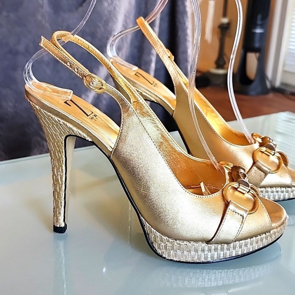 Sergio Zelcer Gold Metallic Classic Chic Bold Mob Wife Club Y2K Heels Size 8
